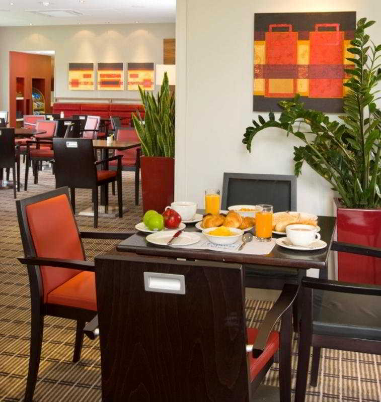 Holiday Inn Express London - Dartford, An Ihg Hotel Restaurant foto