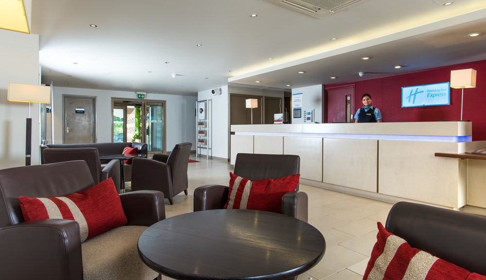 Holiday Inn Express London - Dartford, An Ihg Hotel Buitenkant foto