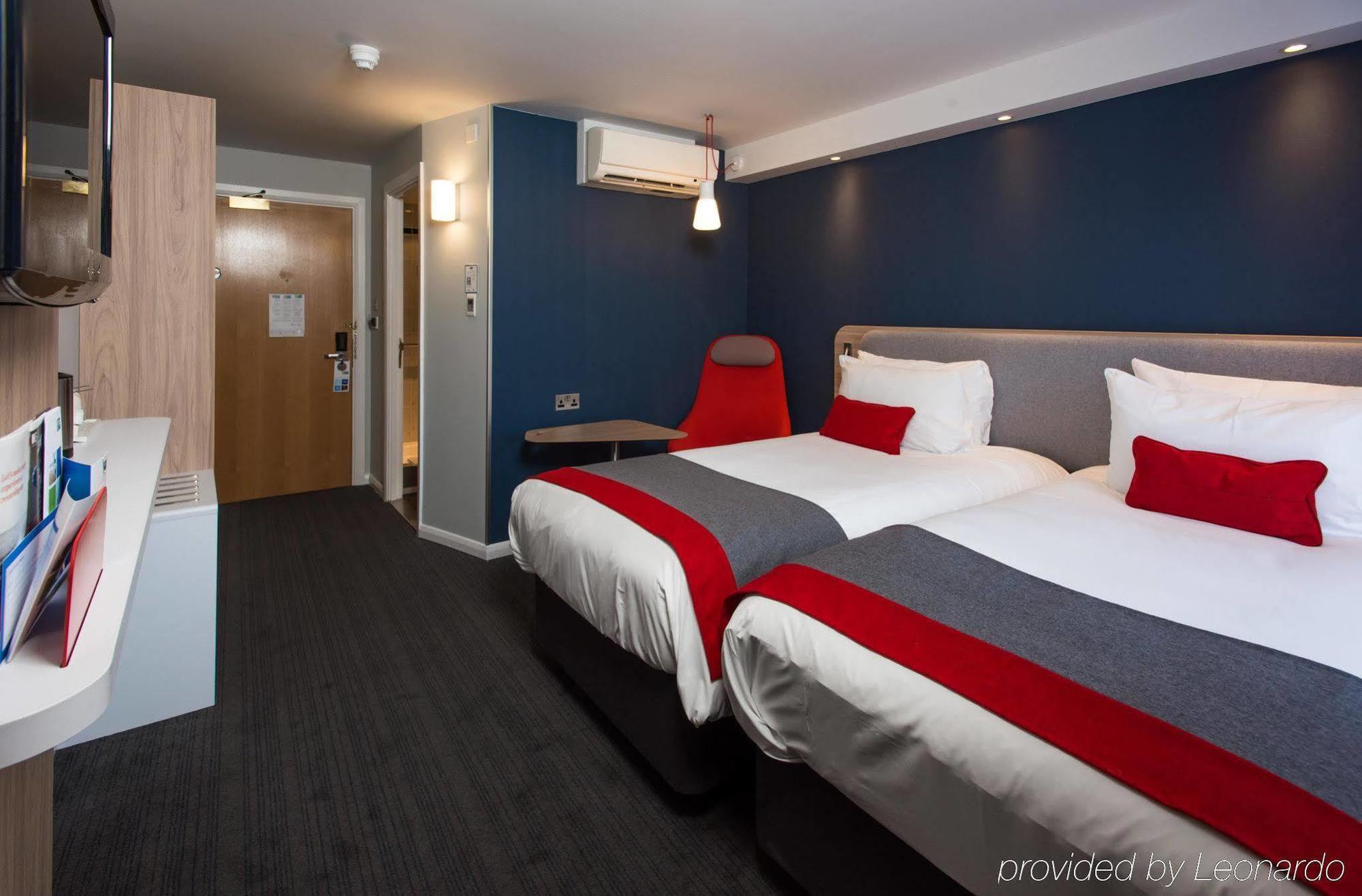 Holiday Inn Express London - Dartford, An Ihg Hotel Buitenkant foto